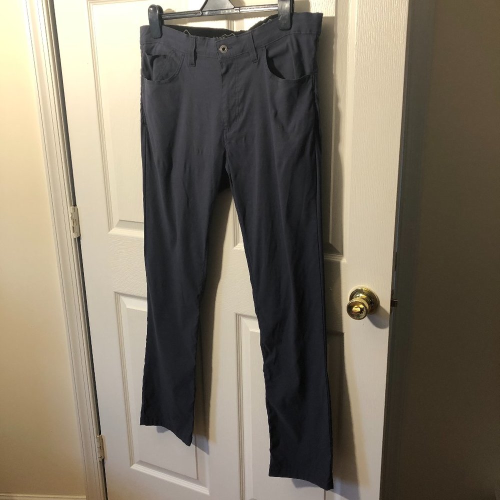 Eddie Bauer men navy blue pants, 36